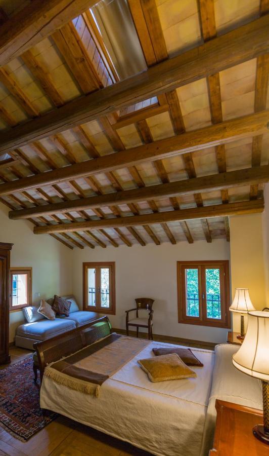 Casa Sul Fiume County House Bed & Breakfast Solagna Exterior photo